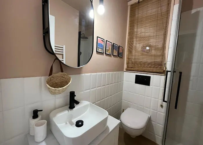 Cosy A Avec Parking, Proche - Fr-1-319-619 آركاشو